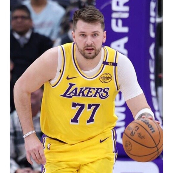 Luka Doncic (Nike)-(Lakers)-(Yellow)-(Jersey)-(New Cond.)-(Stiched)-(XL)-$100 - Picture 6 of 11